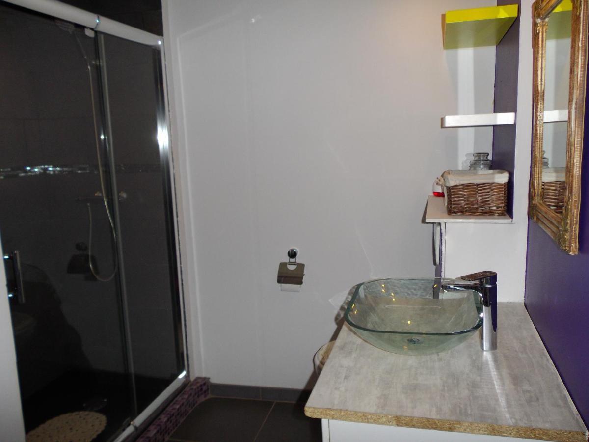 Maison Atypique A Cordes-Sur-Ciel 2 Chambres エクステリア 写真
